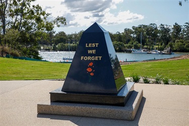 20250904-Councillors-tour-Anzac-Park-progress_27